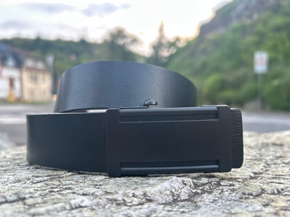 QUICKBELT ,,SUITS"